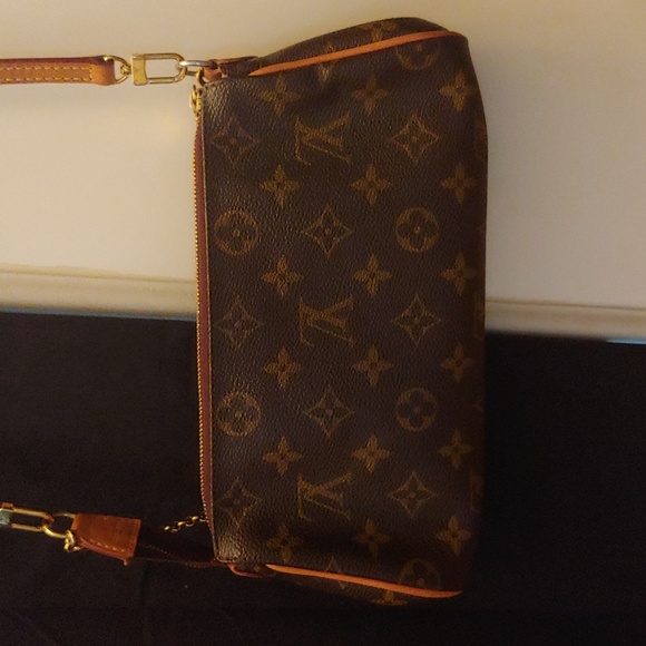 Louis Vuitton Eva - Picture 4 of 9